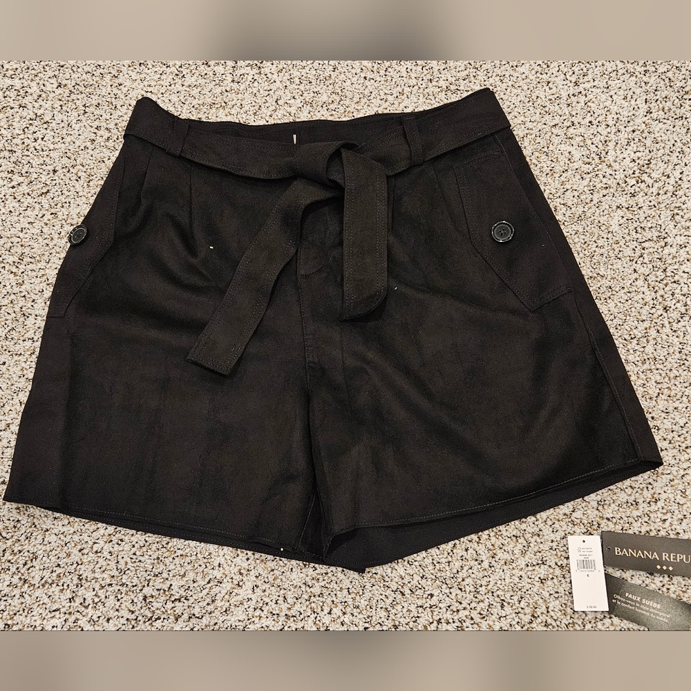Banana Republic | Women's Black Vegan Suede Belted Shorts